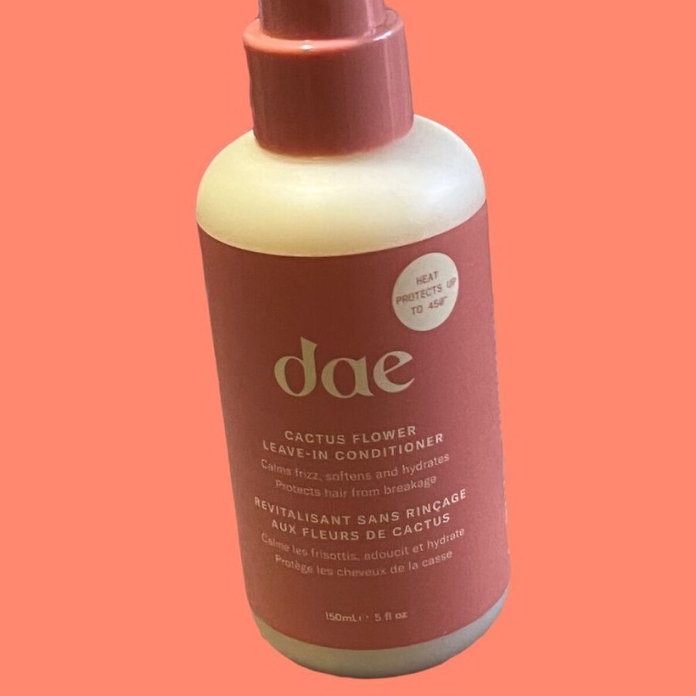 ✨CLOSET CLEAR OUT ✨ Dae - Cactus Flower Leave In Conditioner